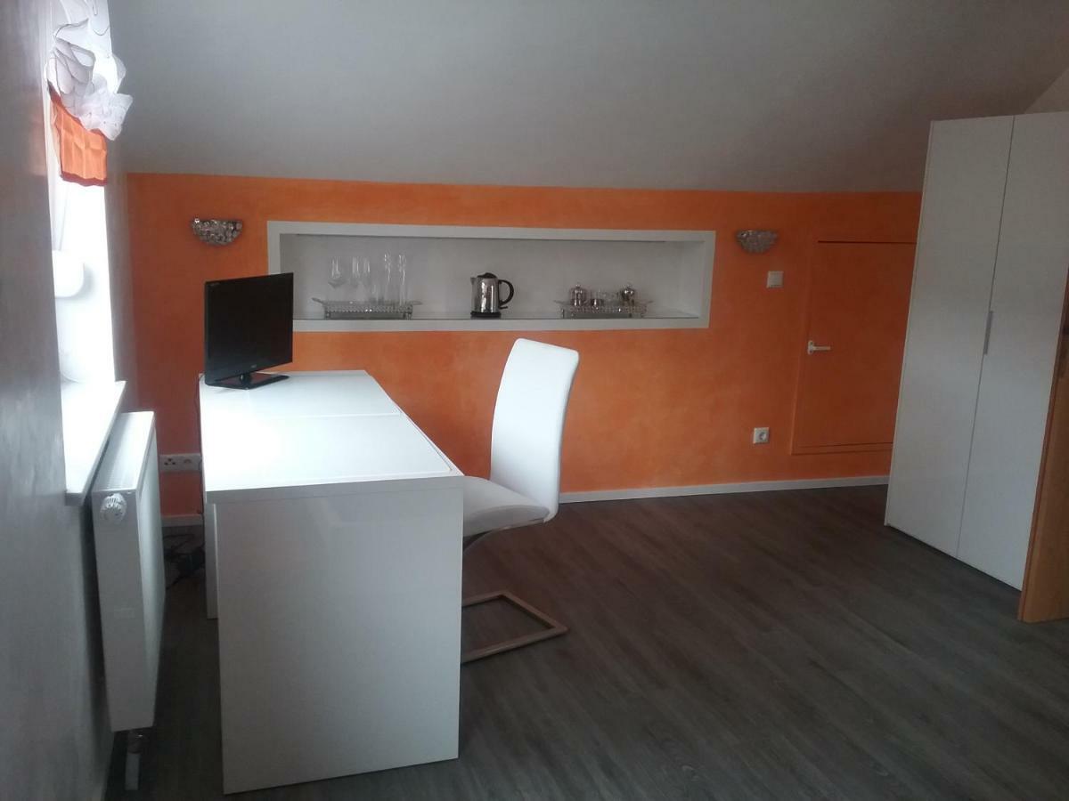 Gaestezimmer Heßdorf Exterior foto
